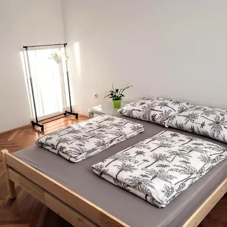 Rio House Гостевой дом Любляна